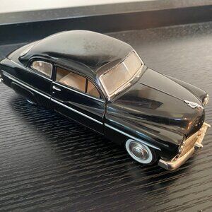 1949 Mercury Reproduction Scale 1 /24 Black